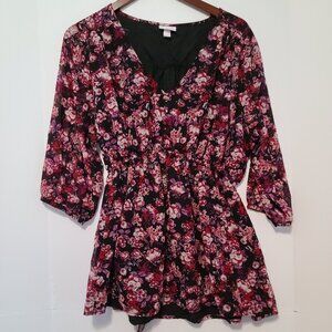 INGRID& ISABEL MATERNITY TOP-BURGUNDY FLORAL- 3/4 SLEEVE-TIE WAIST -SIZE 2XL(18)